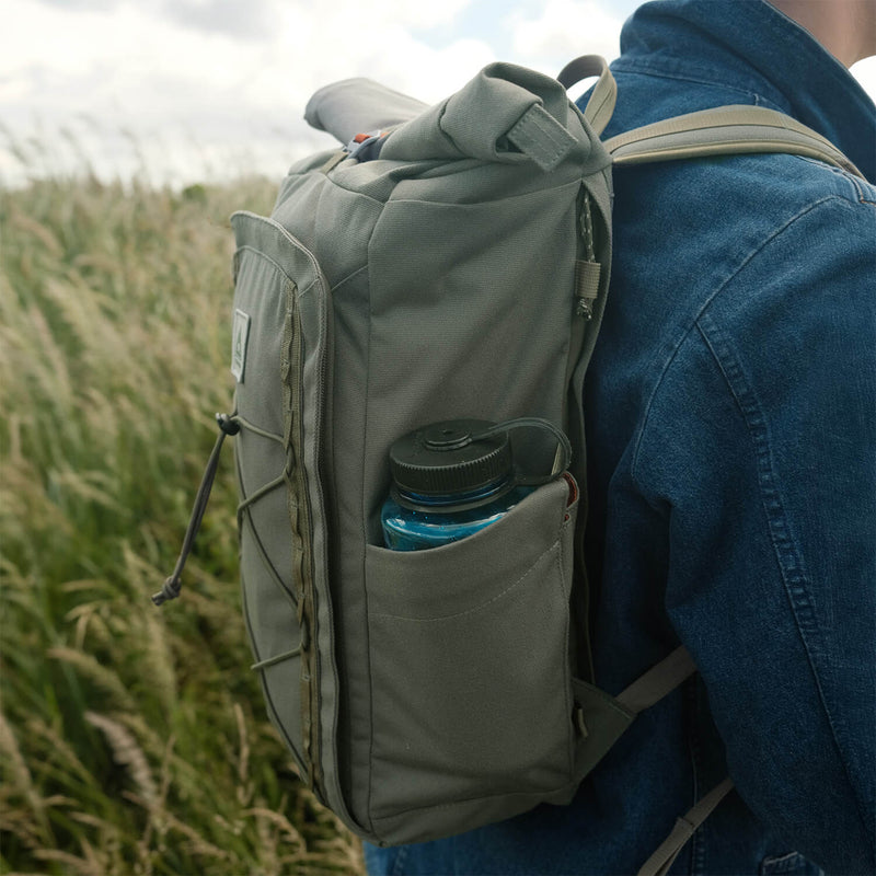 3. Fits large water bottles