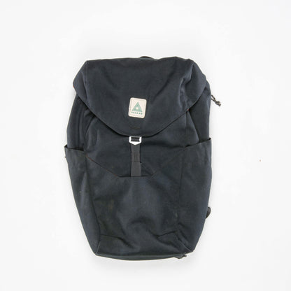 The Backpacker 011